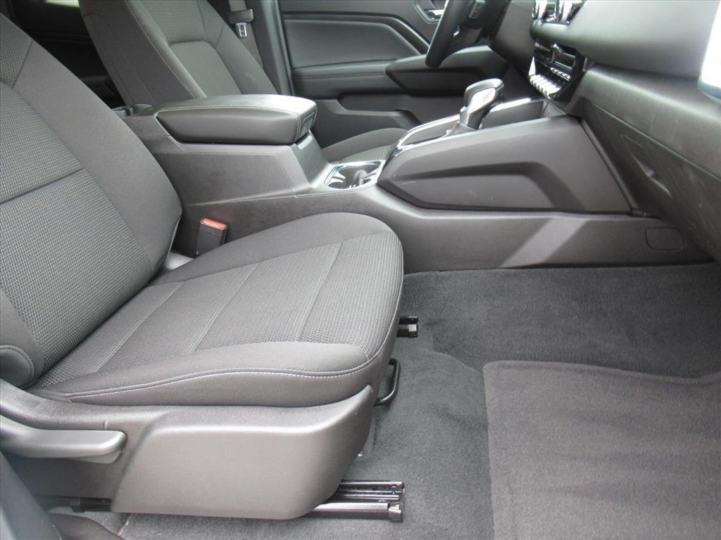 used 2024 GMC Canyon car, priced at $36,380