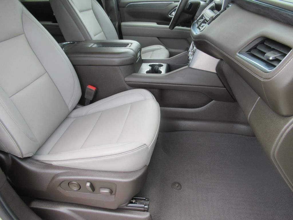 used 2023 GMC Yukon XL car, priced at $65,895