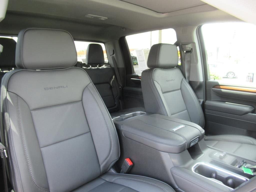 new 2025 GMC Sierra 2500 car, priced at $90,305