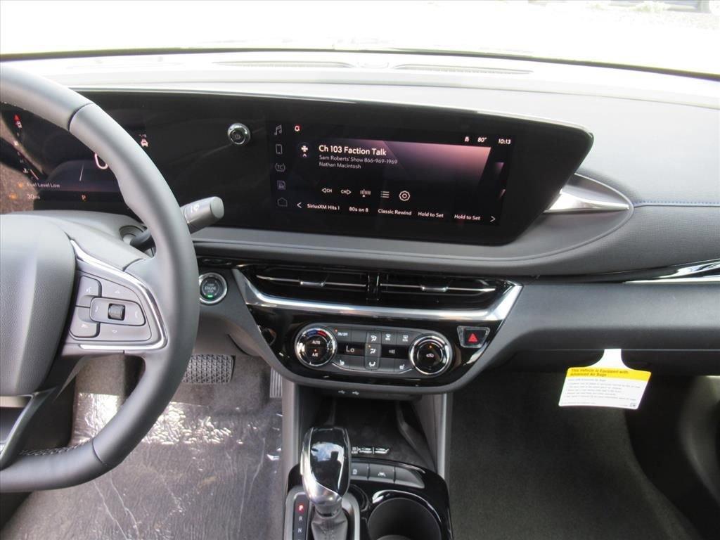 new 2025 Buick Envista car, priced at $29,025