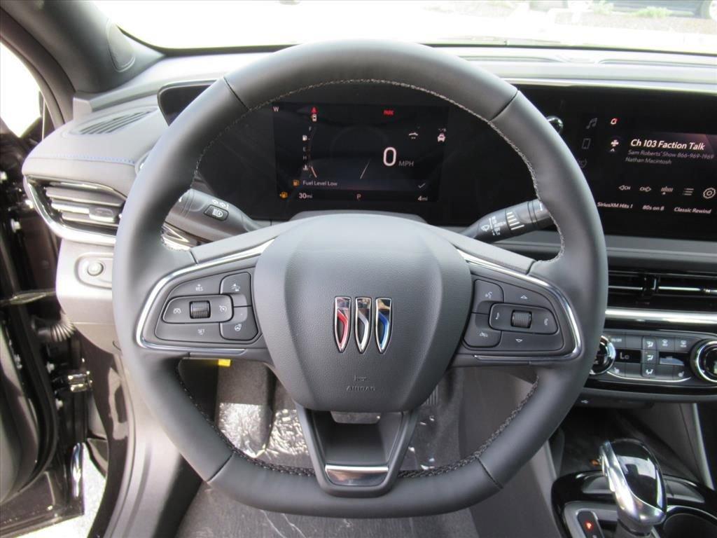 new 2025 Buick Envista car, priced at $29,025