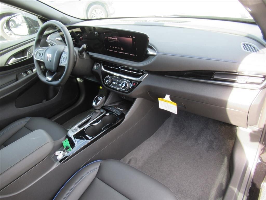 new 2025 Buick Envista car, priced at $29,025