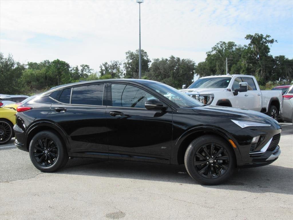 new 2025 Buick Envista car, priced at $29,025