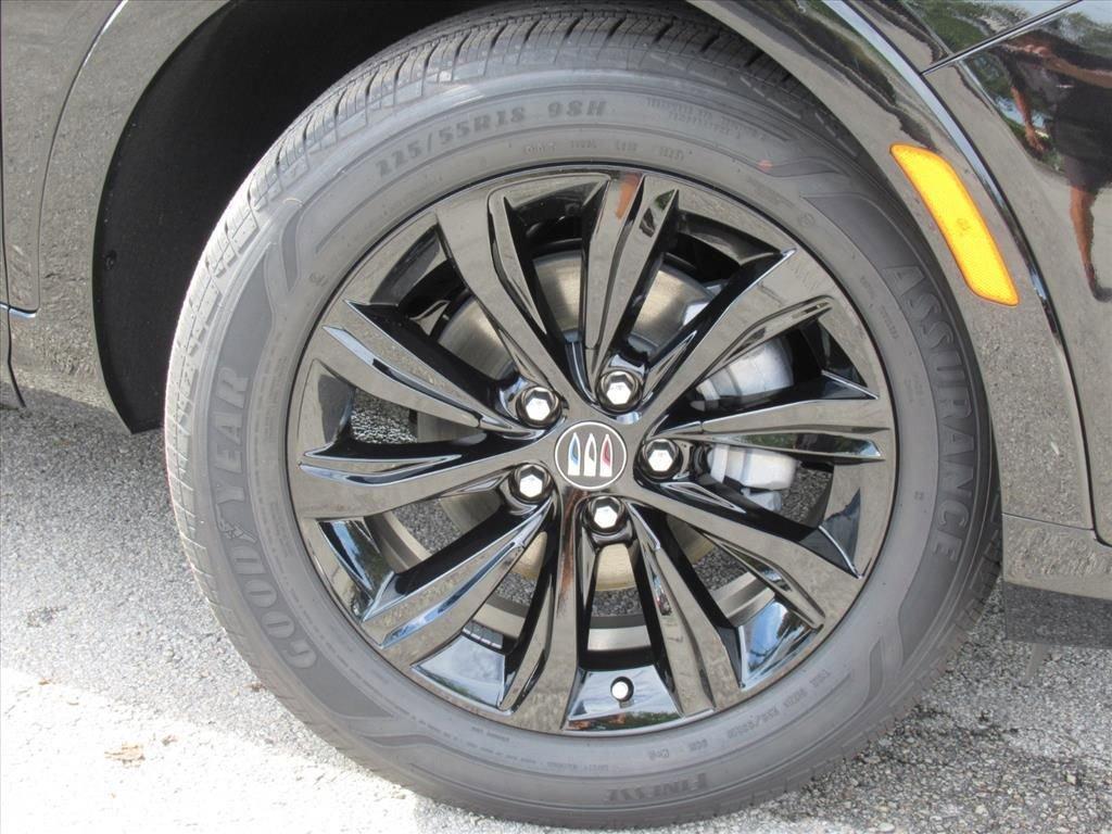 new 2025 Buick Envista car, priced at $29,025