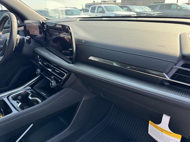 new 2025 Chevrolet Traverse car, priced at $42,045