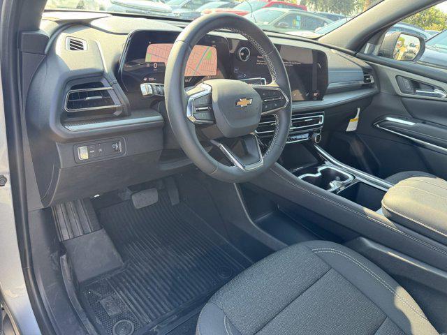 new 2025 Chevrolet Traverse car, priced at $42,045
