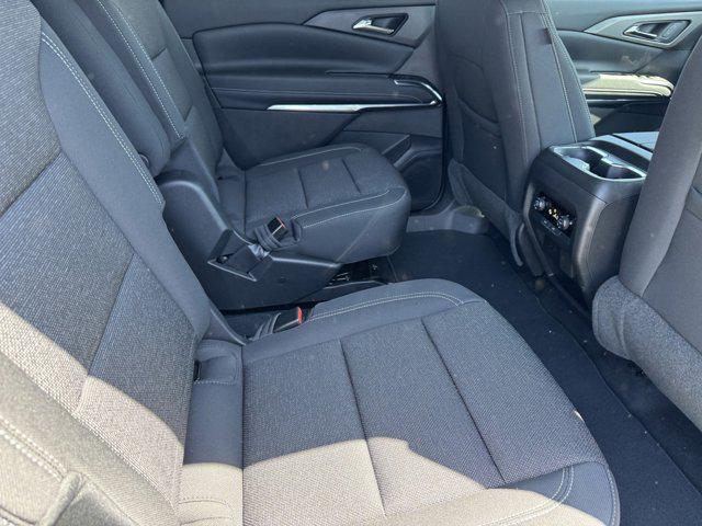 new 2025 Chevrolet Traverse car, priced at $45,595