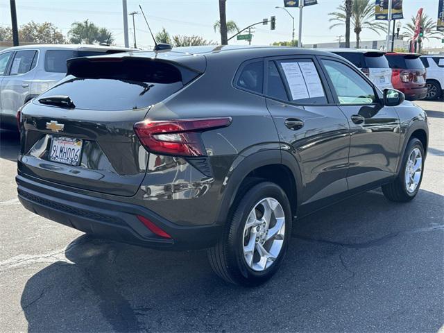 used 2024 Chevrolet Trax car, priced at $22,492