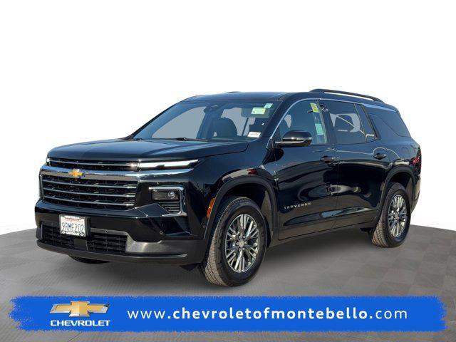 used 2025 Chevrolet Traverse car, priced at $42,993