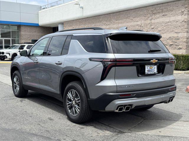 new 2025 Chevrolet Traverse car, priced at $43,070