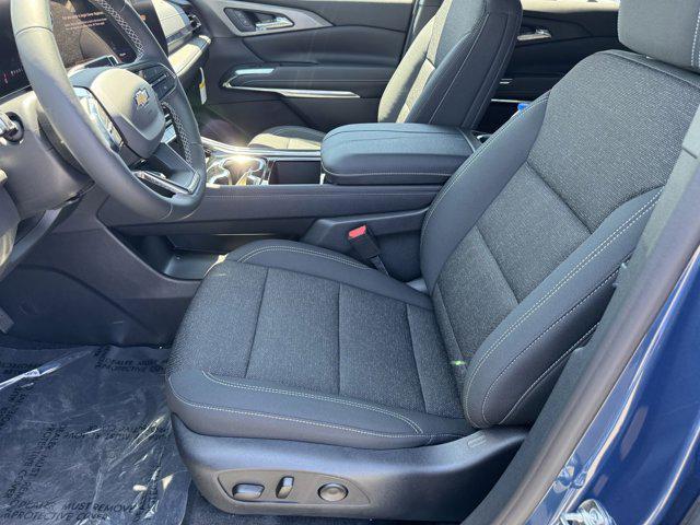new 2026 Chevrolet Traverse car, priced at $41,840