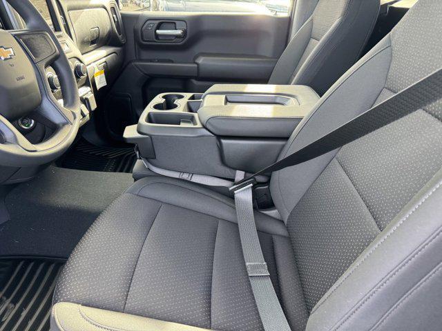 new 2025 Chevrolet Silverado 1500 car, priced at $40,183