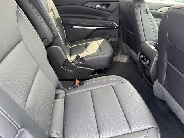 new 2026 Chevrolet Traverse car, priced at $43,335