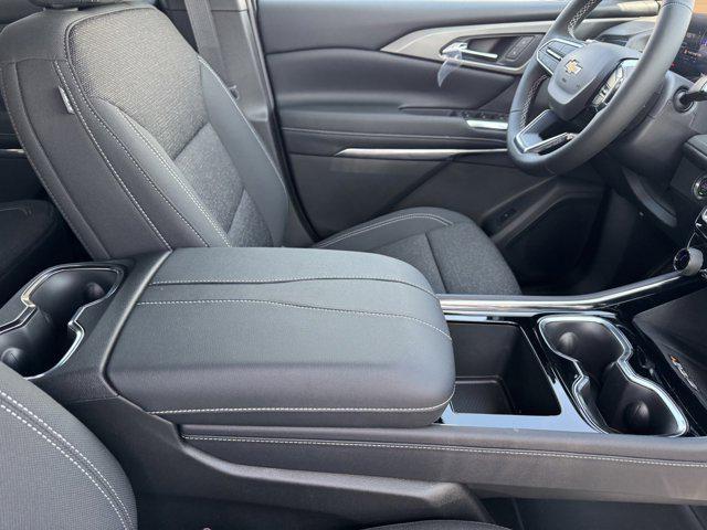 new 2026 Chevrolet Traverse car, priced at $42,590