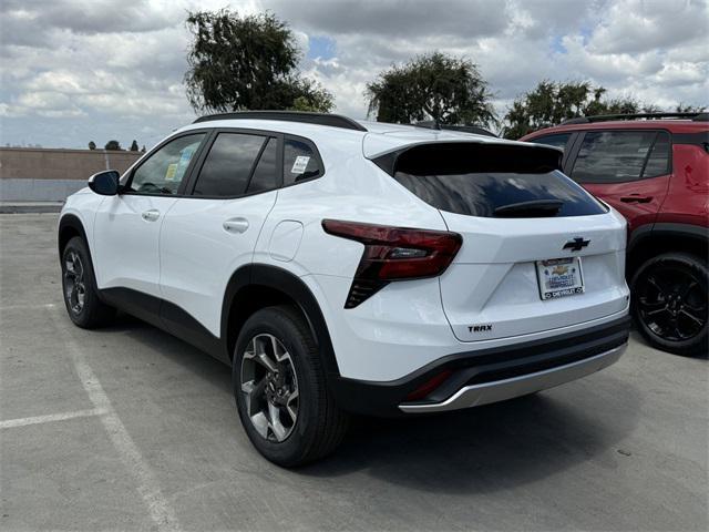 new 2025 Chevrolet Trax car, priced at $24,472