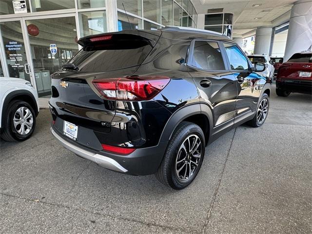 new 2024 Chevrolet TrailBlazer car, priced at $27,400