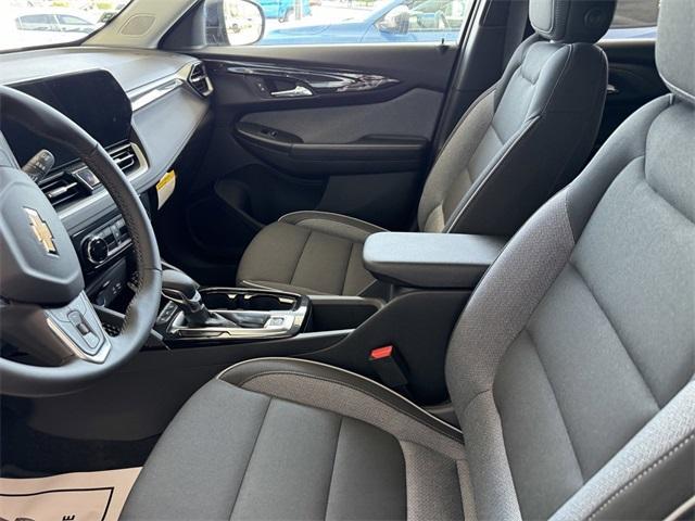 new 2024 Chevrolet TrailBlazer car, priced at $27,400