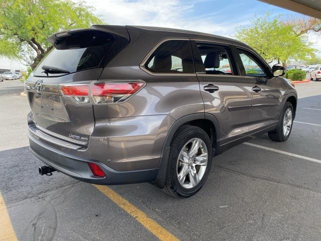used 2015 Toyota Highlander car, priced at $18,499
