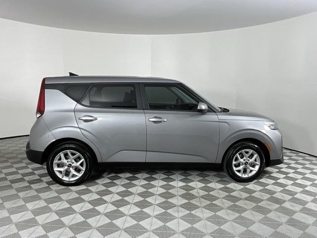 used 2022 Kia Soul car, priced at $12,998