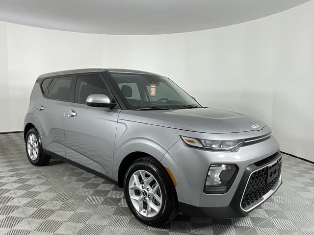 used 2022 Kia Soul car, priced at $12,998