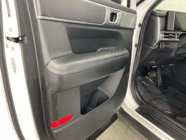 used 2024 Hyundai Santa Fe car, priced at $26,903