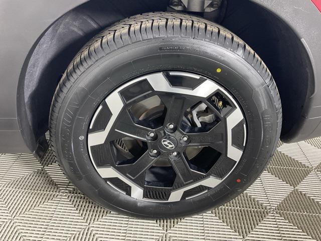 used 2024 Hyundai Santa Fe car, priced at $26,903