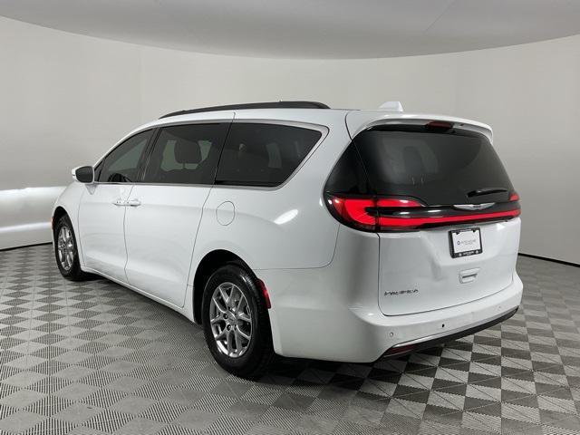 used 2021 Chrysler Pacifica car, priced at $18,881