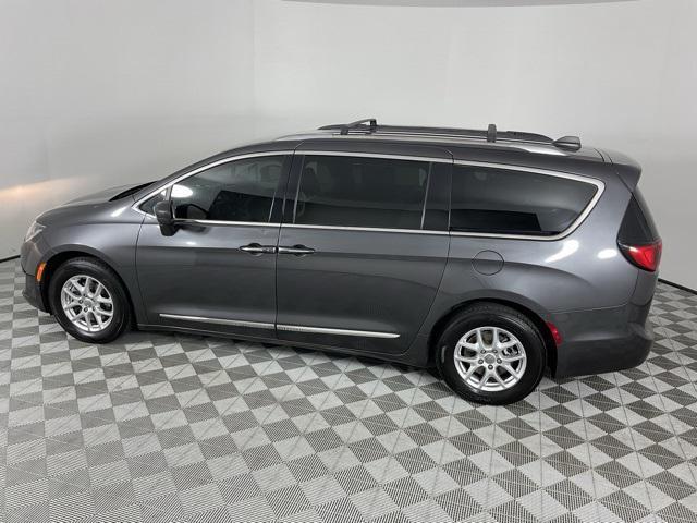 used 2020 Chrysler Pacifica car, priced at $14,994