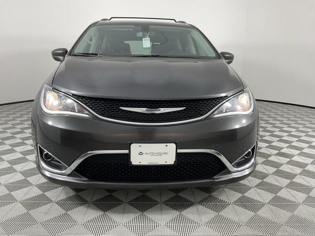 used 2020 Chrysler Pacifica car, priced at $14,994