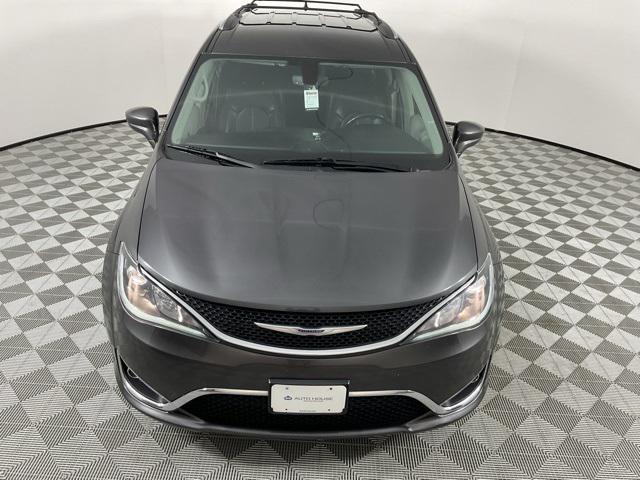 used 2020 Chrysler Pacifica car, priced at $14,994