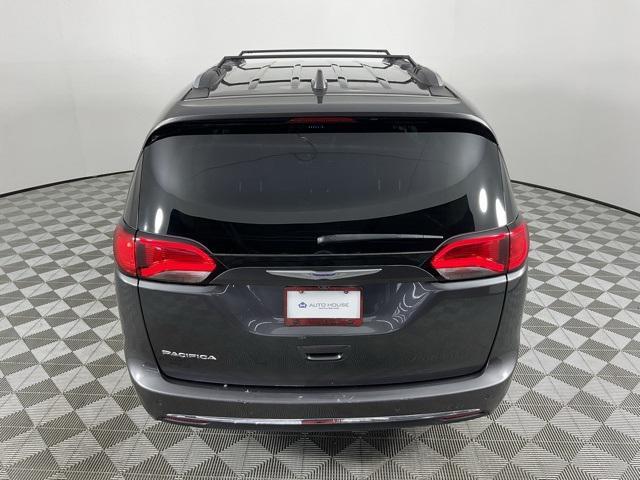 used 2020 Chrysler Pacifica car, priced at $14,994