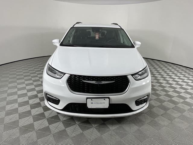 used 2022 Chrysler Pacifica car, priced at $23,701