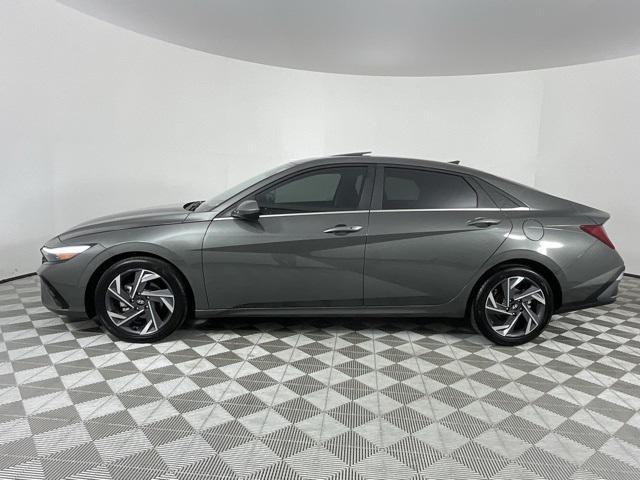 used 2025 Hyundai Elantra car, priced at $19,999