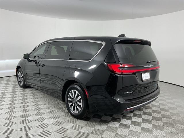 used 2023 Chrysler Pacifica Hybrid car, priced at $22,604