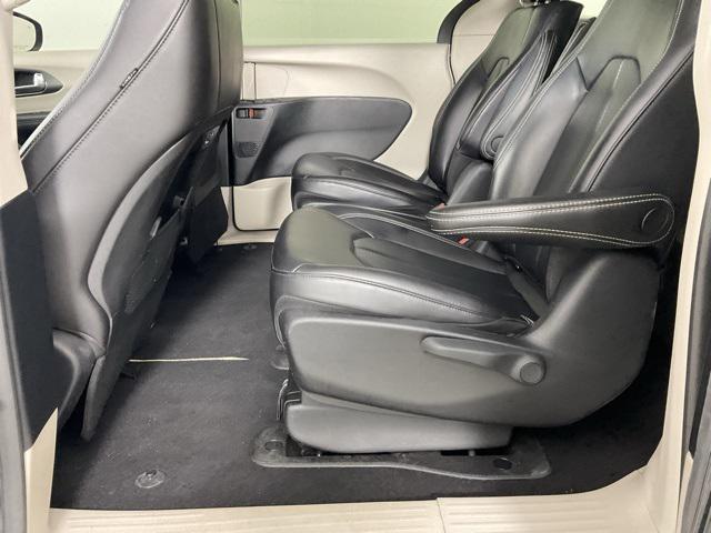 used 2023 Chrysler Pacifica Hybrid car, priced at $22,604