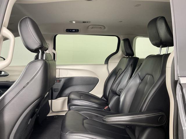 used 2023 Chrysler Pacifica Hybrid car, priced at $22,604