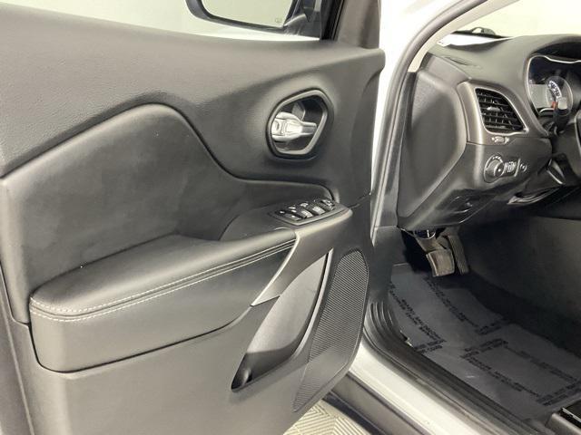 used 2021 Jeep Cherokee car, priced at $19,456