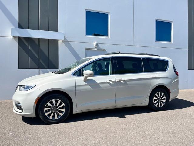 used 2021 Chrysler Pacifica car, priced at $24,562