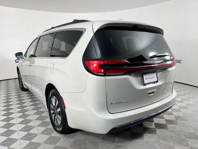 used 2021 Chrysler Pacifica car, priced at $19,999