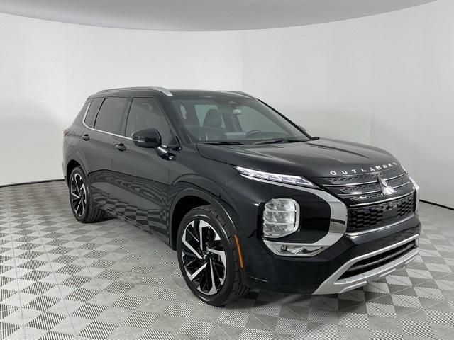 used 2022 Mitsubishi Outlander car, priced at $20,999