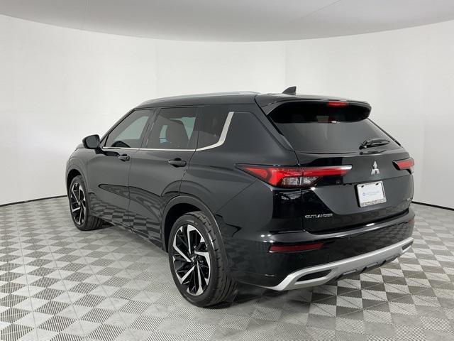 used 2022 Mitsubishi Outlander car, priced at $20,999