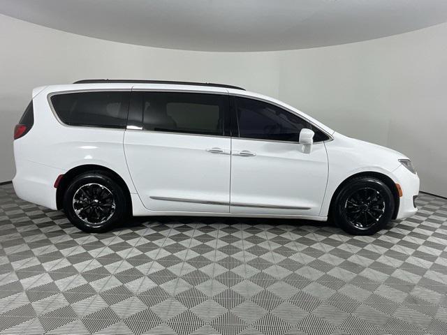 used 2017 Chrysler Pacifica car, priced at $9,316
