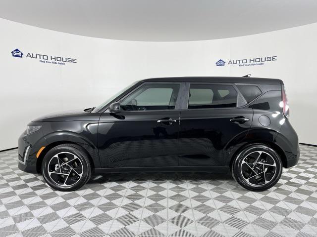 used 2024 Kia Soul car, priced at $20,999