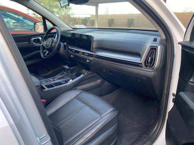 used 2024 Kia Sorento car, priced at $25,879