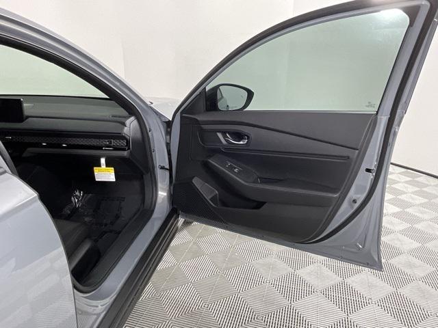 used 2025 Honda Accord Hybrid car, priced at $32,750