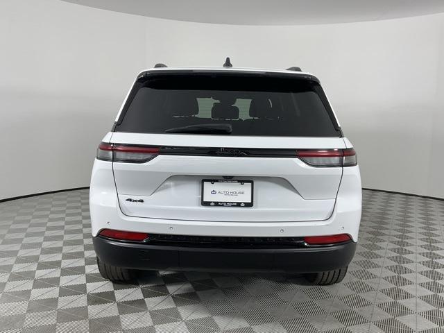 used 2024 Jeep Grand Cherokee car, priced at $32,917