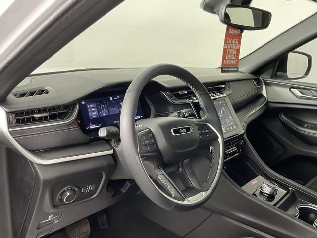 used 2024 Jeep Grand Cherokee car, priced at $32,917