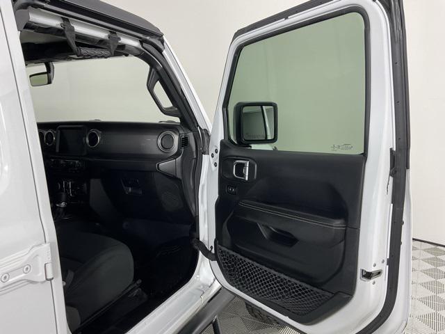 used 2021 Jeep Gladiator car, priced at $31,993
