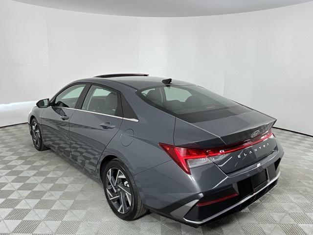 used 2025 Hyundai Elantra car, priced at $19,999