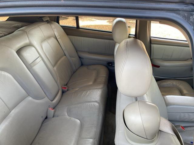 used 2004 Buick Park Avenue car, priced at $6,999
